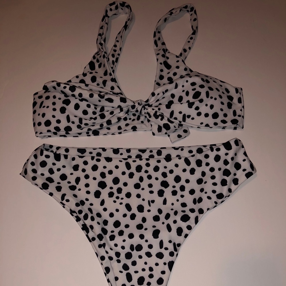 High waisted bikini